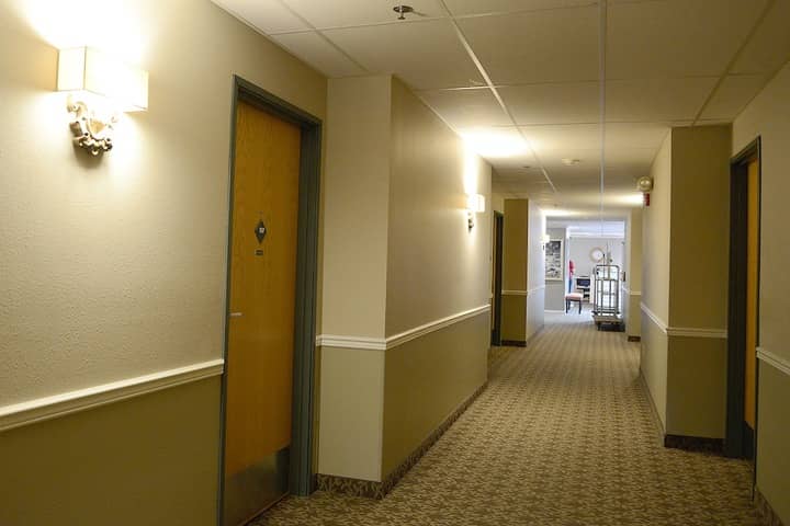 Ballroom/Hall 17 of 25